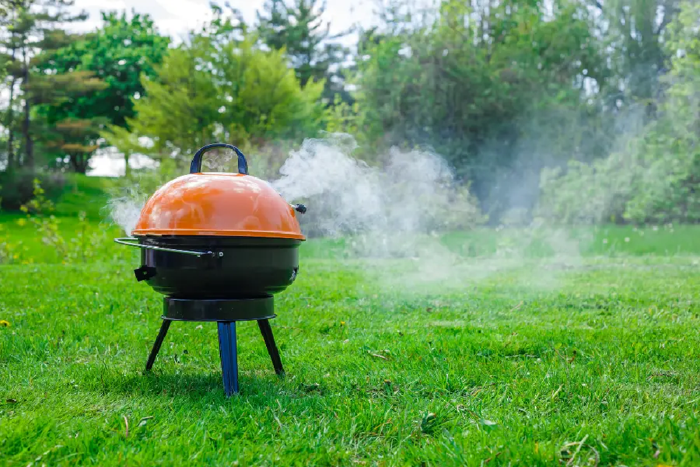 Przewodnik po grillach turystycznych: Jak wybrać najlepszy model na wyjazdy?