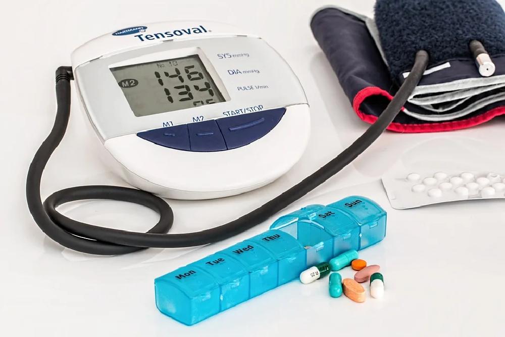 Kontrola ciśnienia krwi – kiedy i jak to robić?
